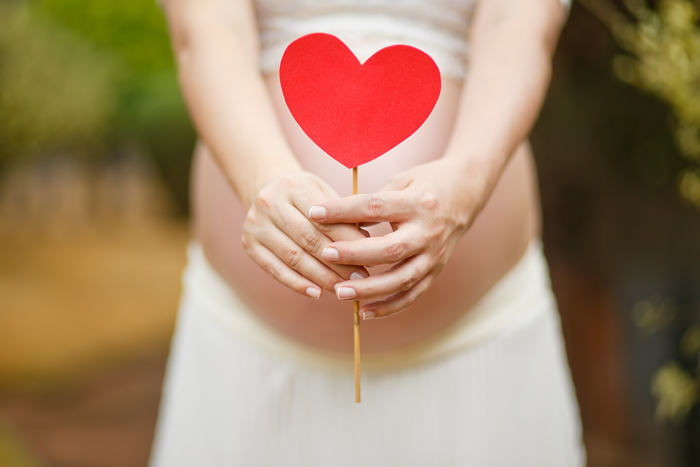 Можно и нельзя: какие процедуры показаны в период беременности и лактации, а от чего нужно отказаться